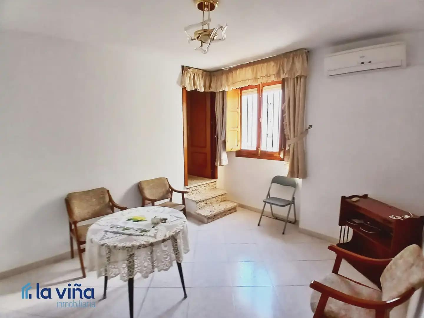 Casa de 4 habitaciones en Villanueva de Algaidas en venta - 109.000 € (Ref: 10080163)