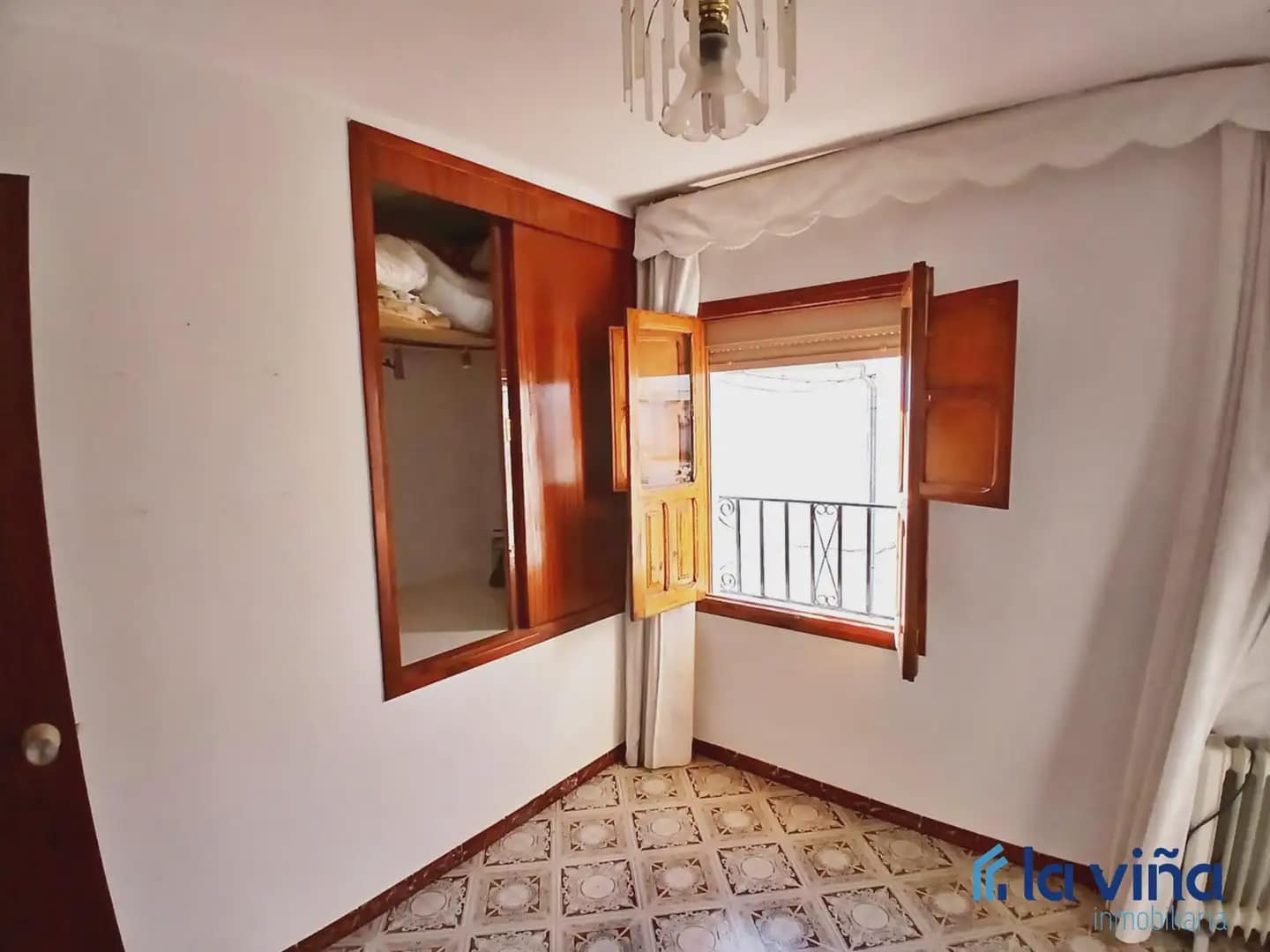 Casa de 4 habitaciones en Villanueva de Algaidas en venta - 109.000 € (Ref: 10080163)
