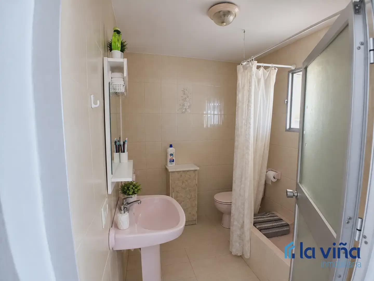 Casa de 4 habitaciones en Villanueva de Algaidas en venta - 109.000 € (Ref: 10080163)