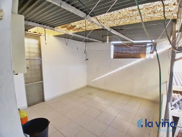 Casa de 4 habitaciones en Villanueva de Algaidas en venta - 109.000 € (Ref: 10080163)