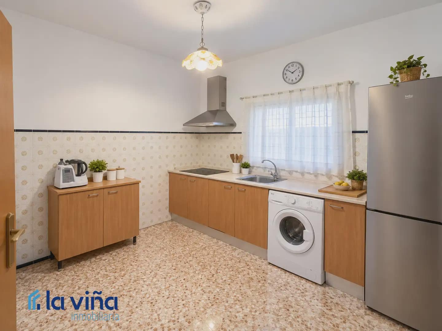 3 bedroom Townhouse for sale in La Roda de Andalucia - € 120,000 (Ref: 10103570)