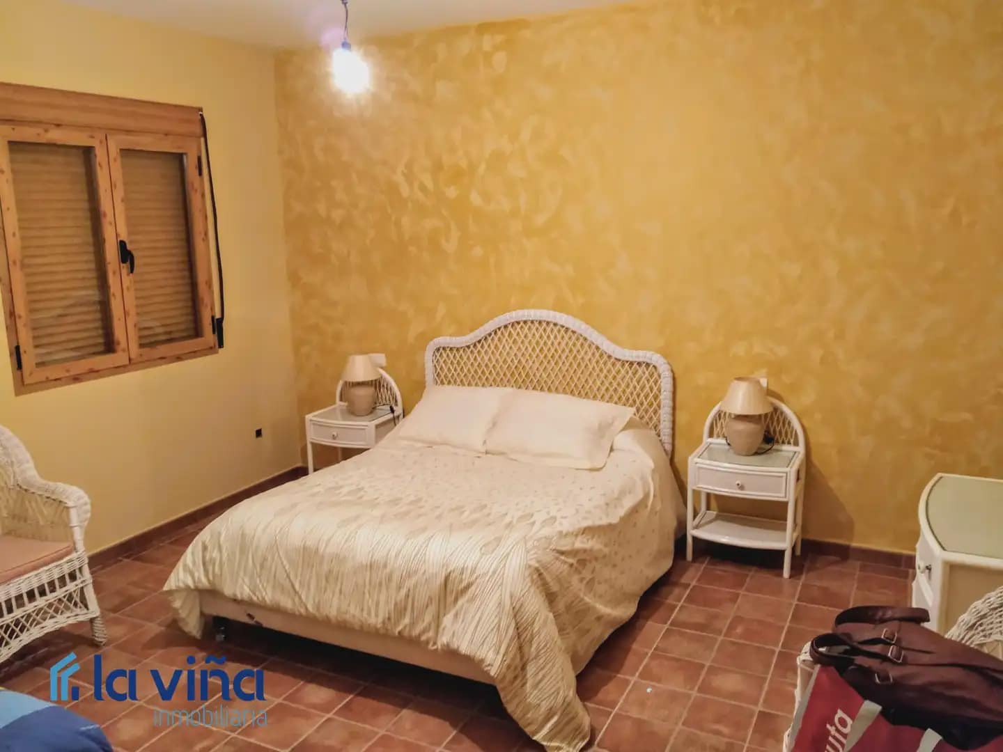 Finca/Landgut zu verkaufen in Calicasas - 262.500 € (Ref: 10154355)