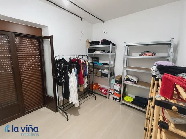 5 sypialnia Dom na sprzedaż w Antequera z garażem - 155 000 € (Ref: 10165488)