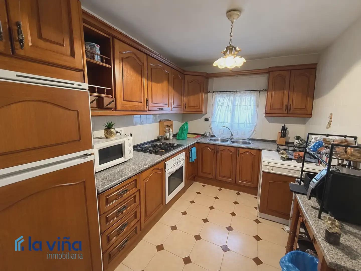5 sypialnia Dom na sprzedaż w Antequera z garażem - 155 000 € (Ref: 10165488)