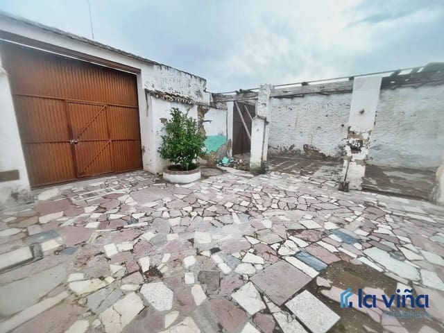 5 sypialnia Dom na sprzedaż w Antequera z garażem - 155 000 € (Ref: 10165488)