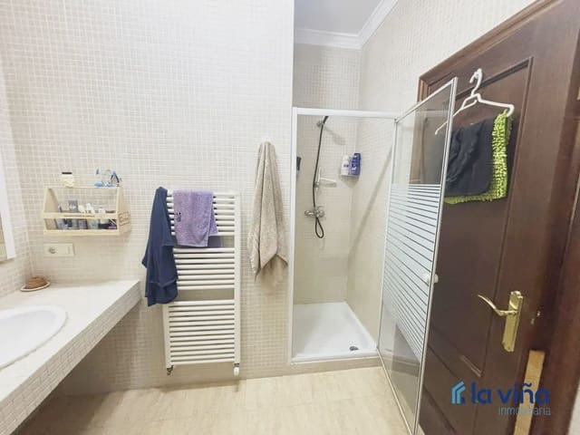 3 slaapkamer Huis te koop in Humilladero met garage - € 186.000 (Ref: 10167876)