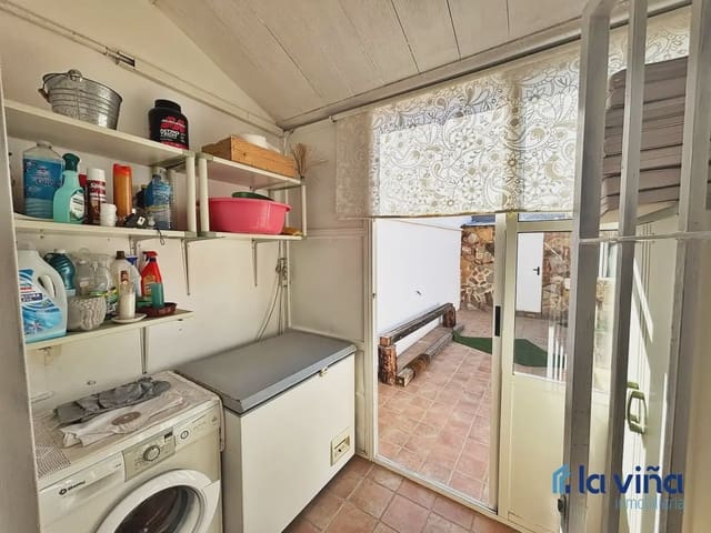 3 slaapkamer Huis te koop in Humilladero met garage - € 186.000 (Ref: 10167876)