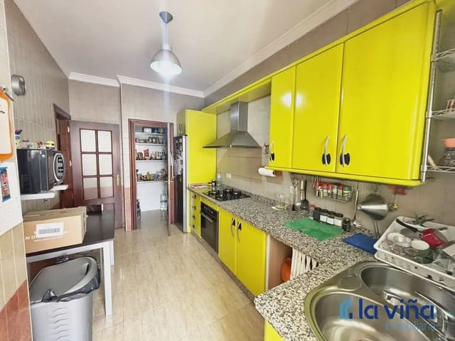 3 slaapkamer Huis te koop in Humilladero met garage - € 186.000 (Ref: 10167876)