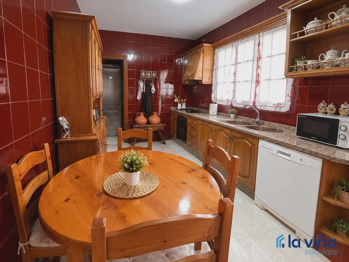 4 bedroom Villa for sale in Mollina - € 272,000 (Ref: 10170291)