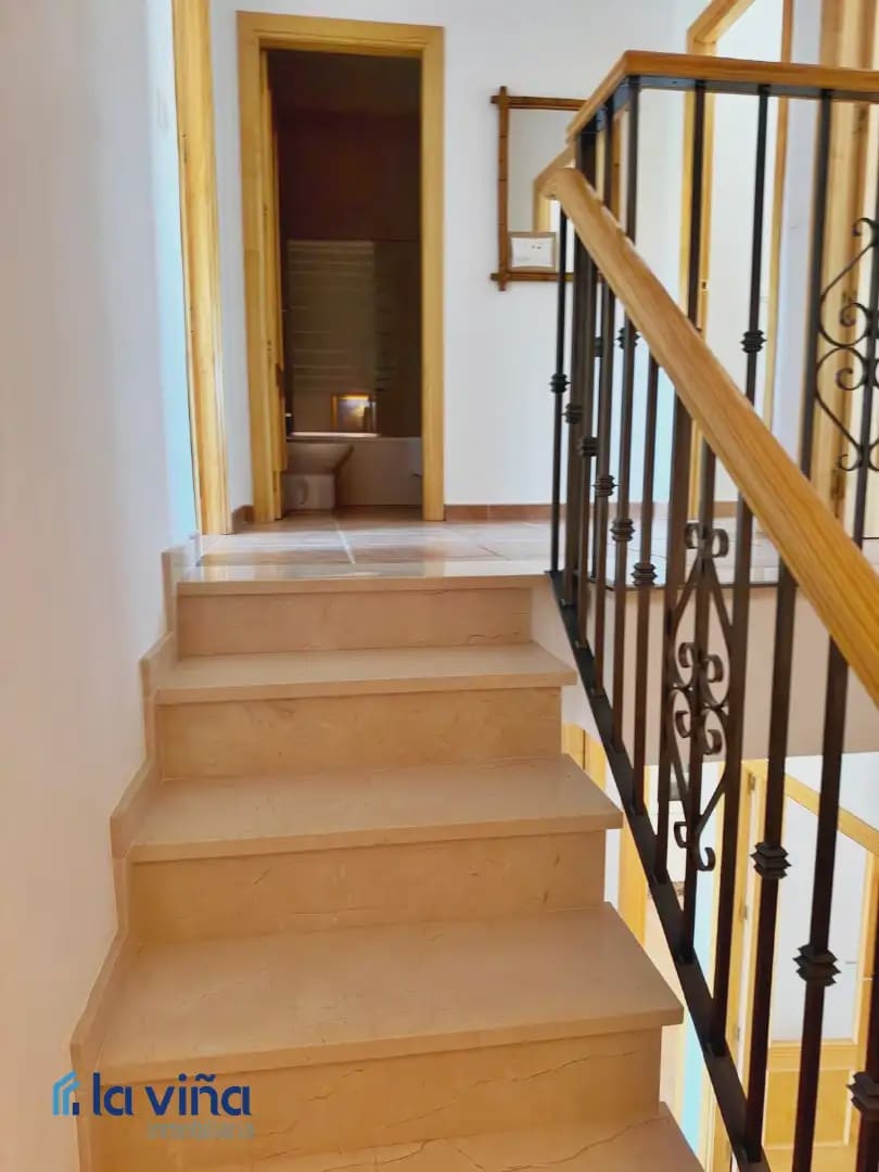 Adosado de 4 habitaciones en Mollina en venta con piscina garaje - 348.000 € (Ref: 10183917)