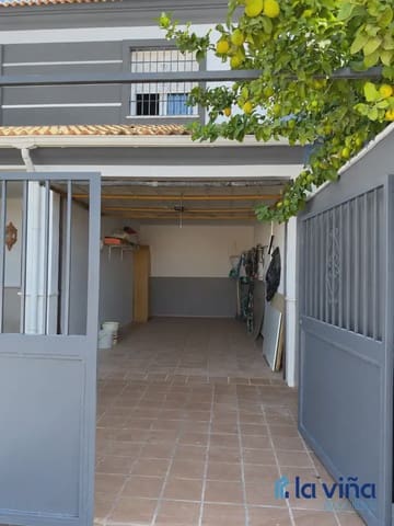 Adosado de 4 habitaciones en Mollina en venta con piscina garaje - 348.000 € (Ref: 10183917)