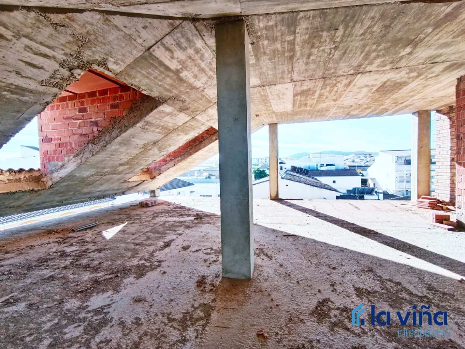 Byhus til salg i Mollina - € 105.000 (Ref: 8066801)