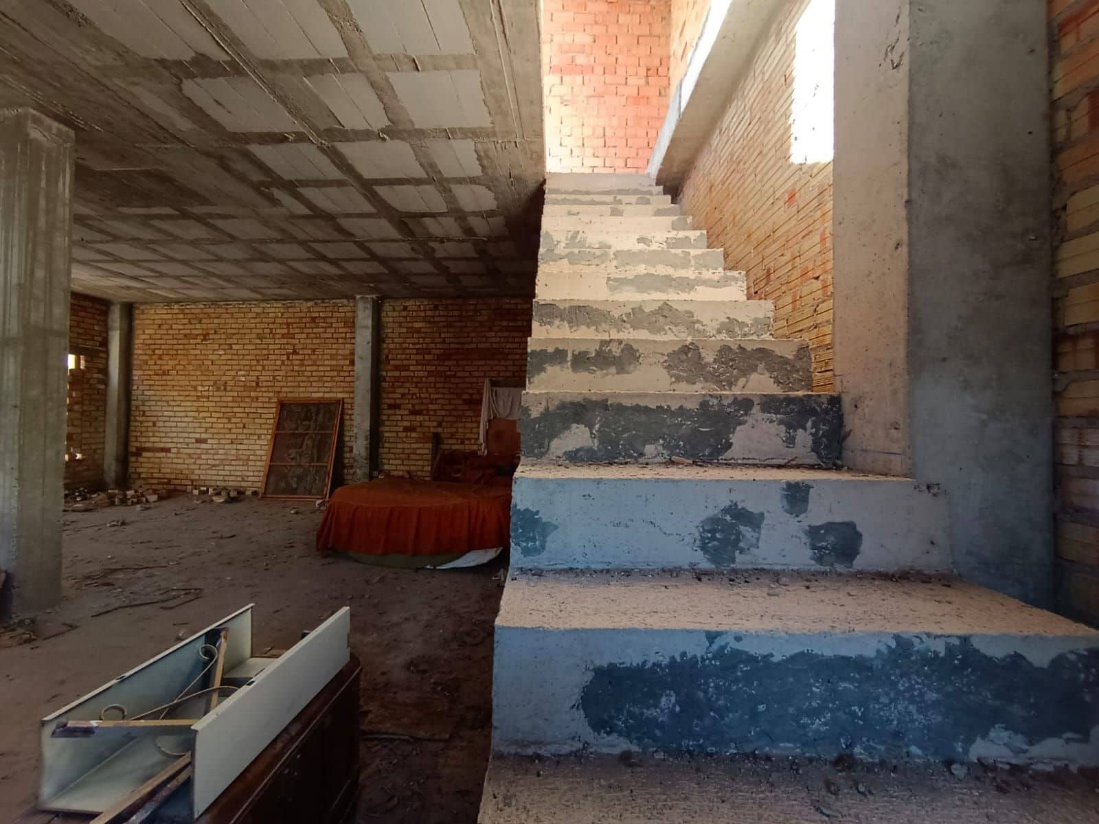 Byhus til salg i Mollina - € 105.000 (Ref: 8066801)