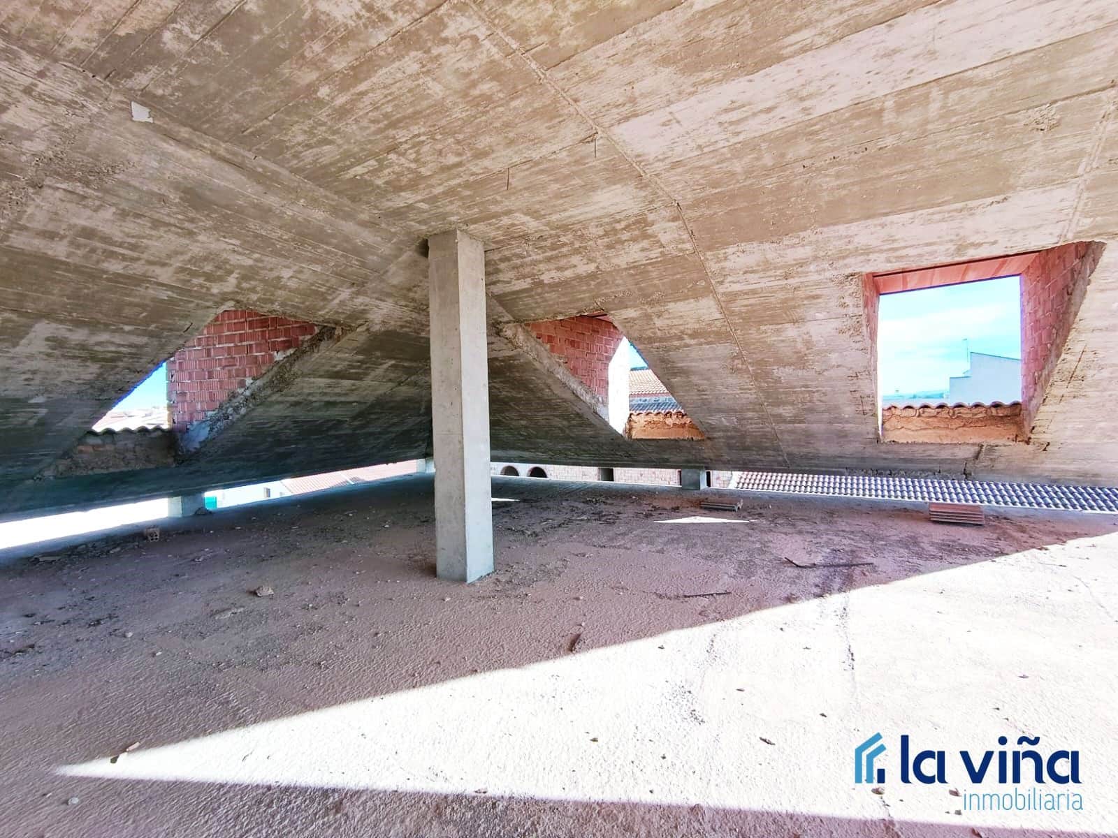 Byhus til salg i Mollina - € 105.000 (Ref: 8066801)