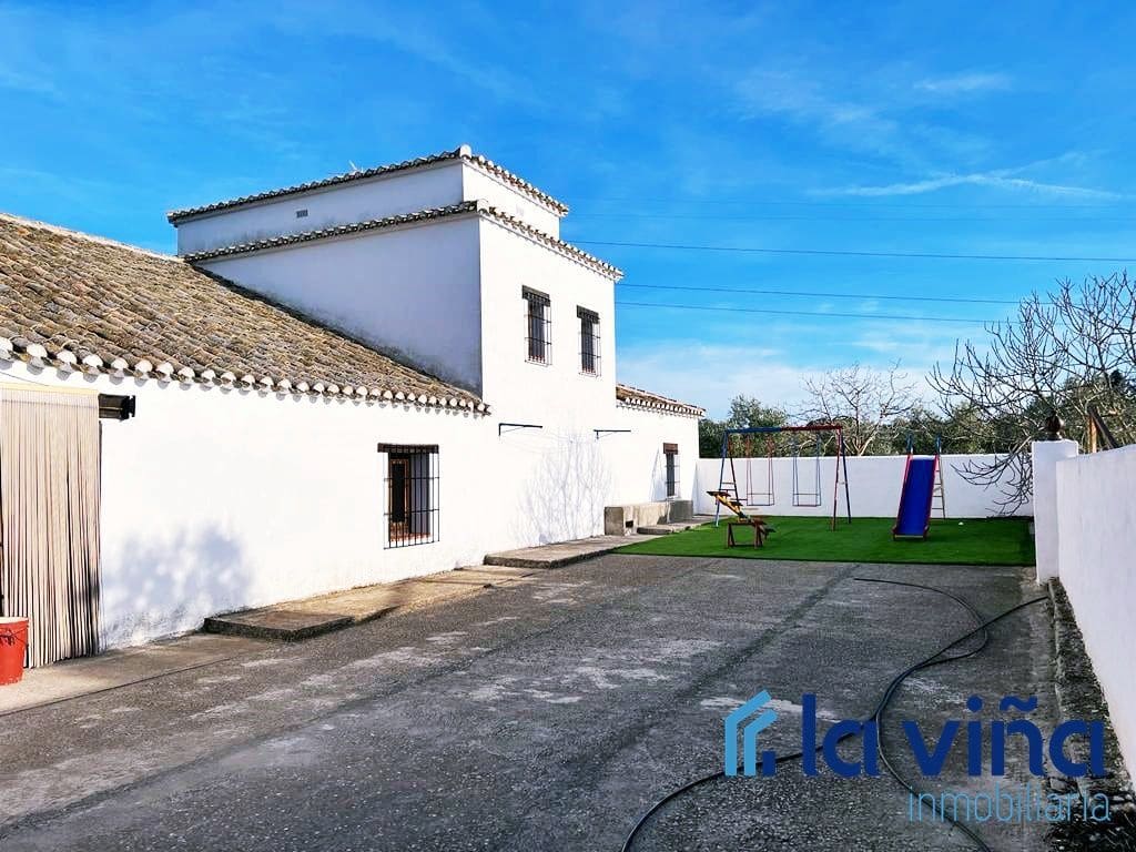 5 soveværelse Finca/Landehus til salg i Archidona med swimmingpool - € 1.200.000 (Ref: 8066814)