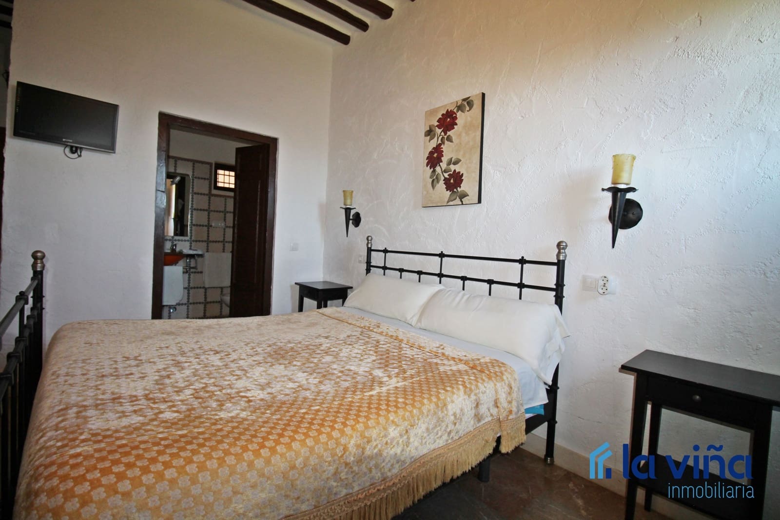 9 bedroom Hotel for sale in Martin de la Jara with pool garage - € 1,200,000 (Ref: 8138583)