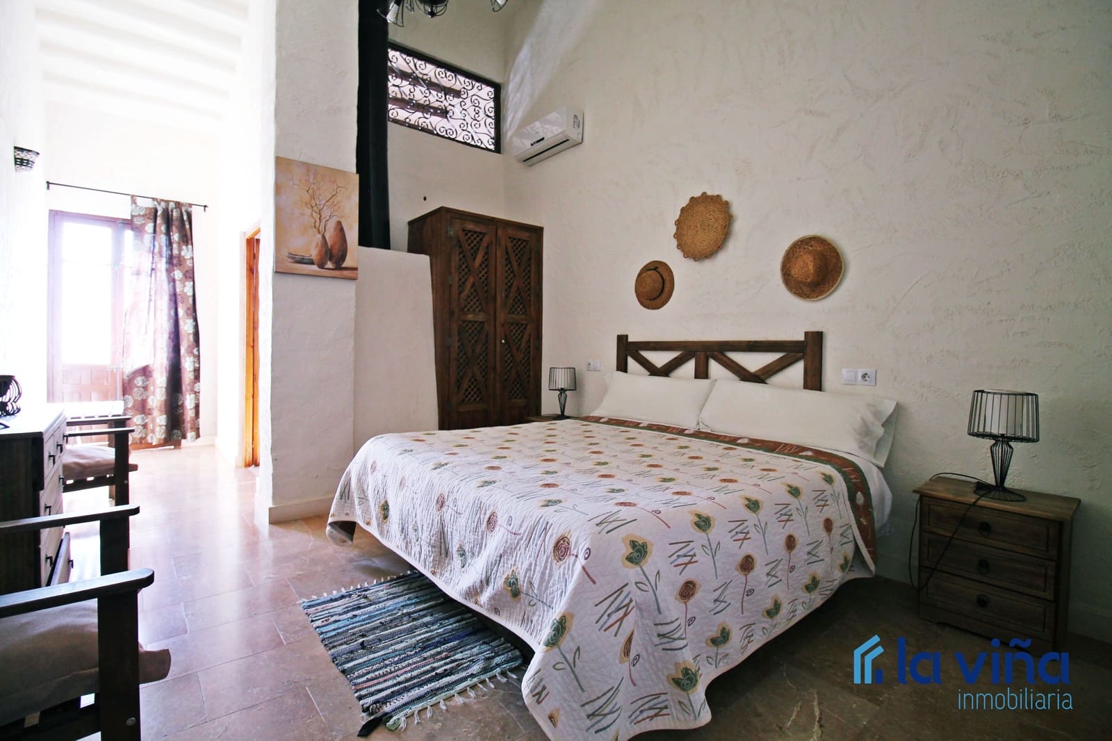 9 bedroom Hotel for sale in Martin de la Jara with pool garage - € 1,200,000 (Ref: 8138583)