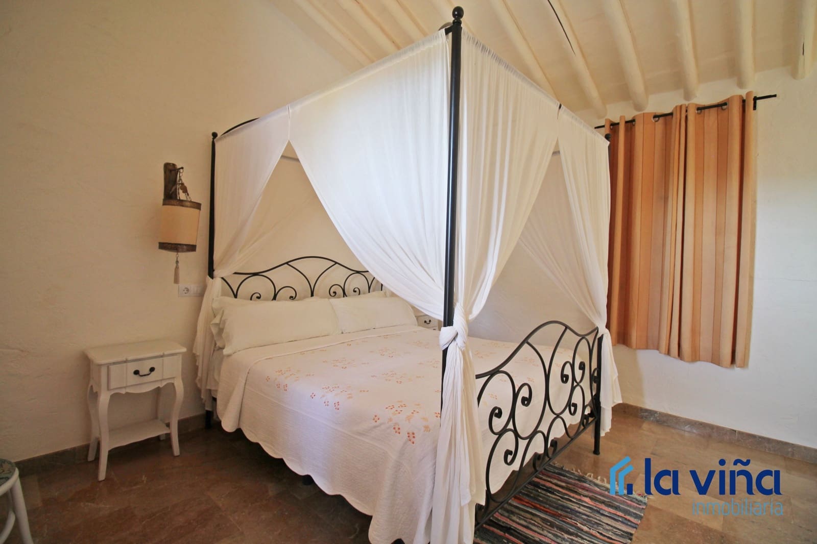 9 bedroom Hotel for sale in Martin de la Jara with pool garage - € 1,200,000 (Ref: 8138583)