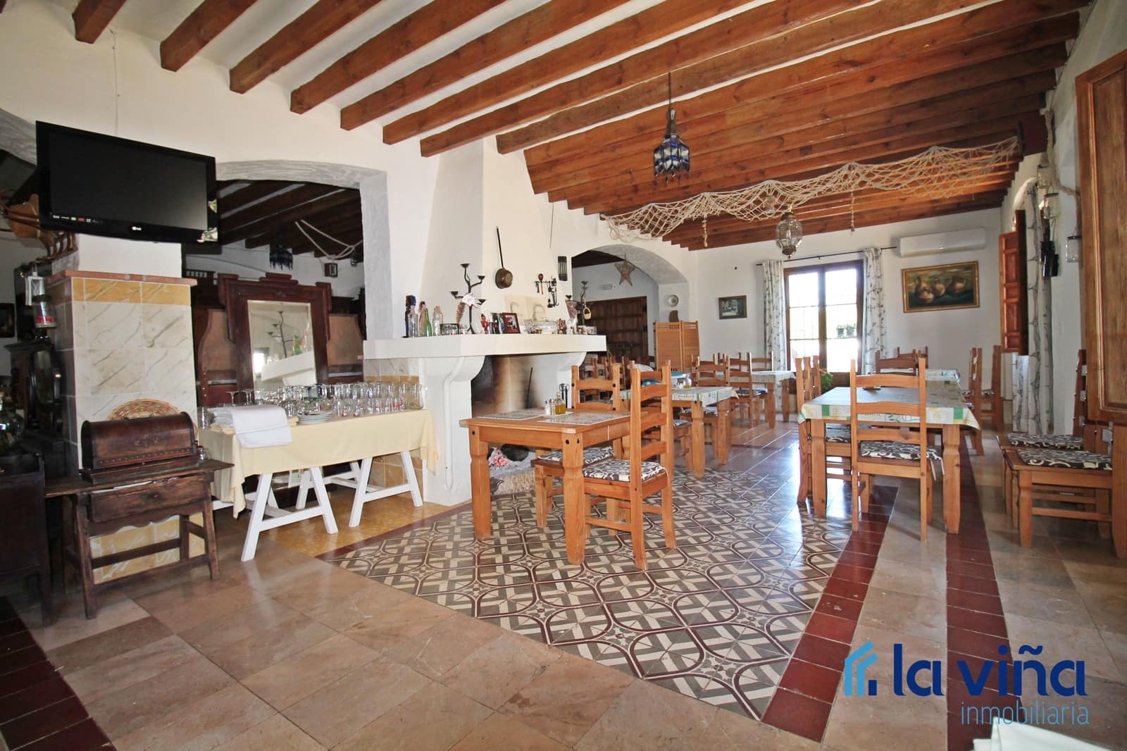 9 bedroom Hotel for sale in Martin de la Jara with pool garage - € 1,200,000 (Ref: 8138583)