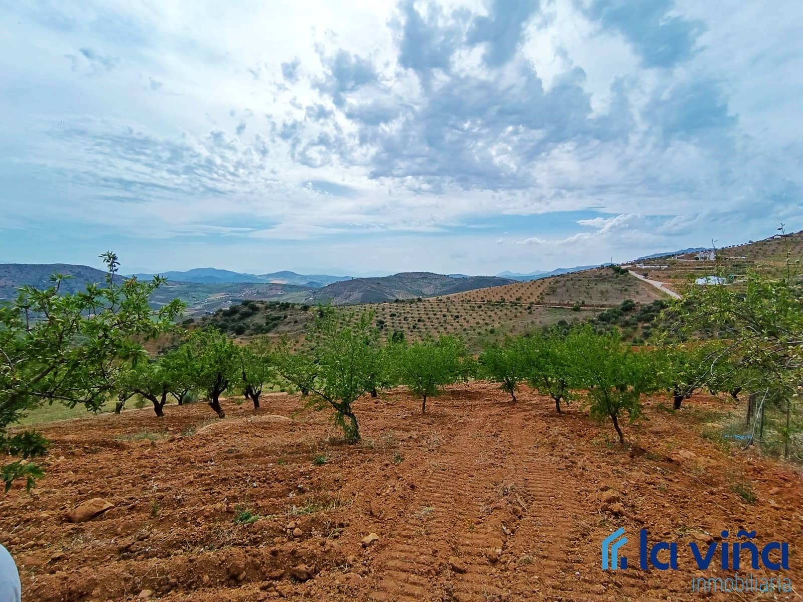 Finca/Country House for sale in Casabermeja - € 64,900 (Ref: 8142445)