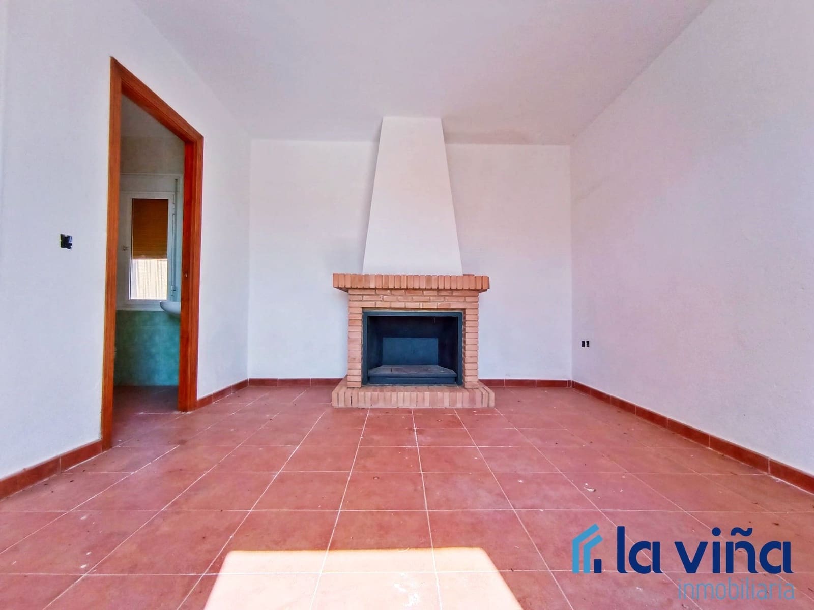 Finca/Country House for sale in Casabermeja - € 100,000 (Ref: 8142449)