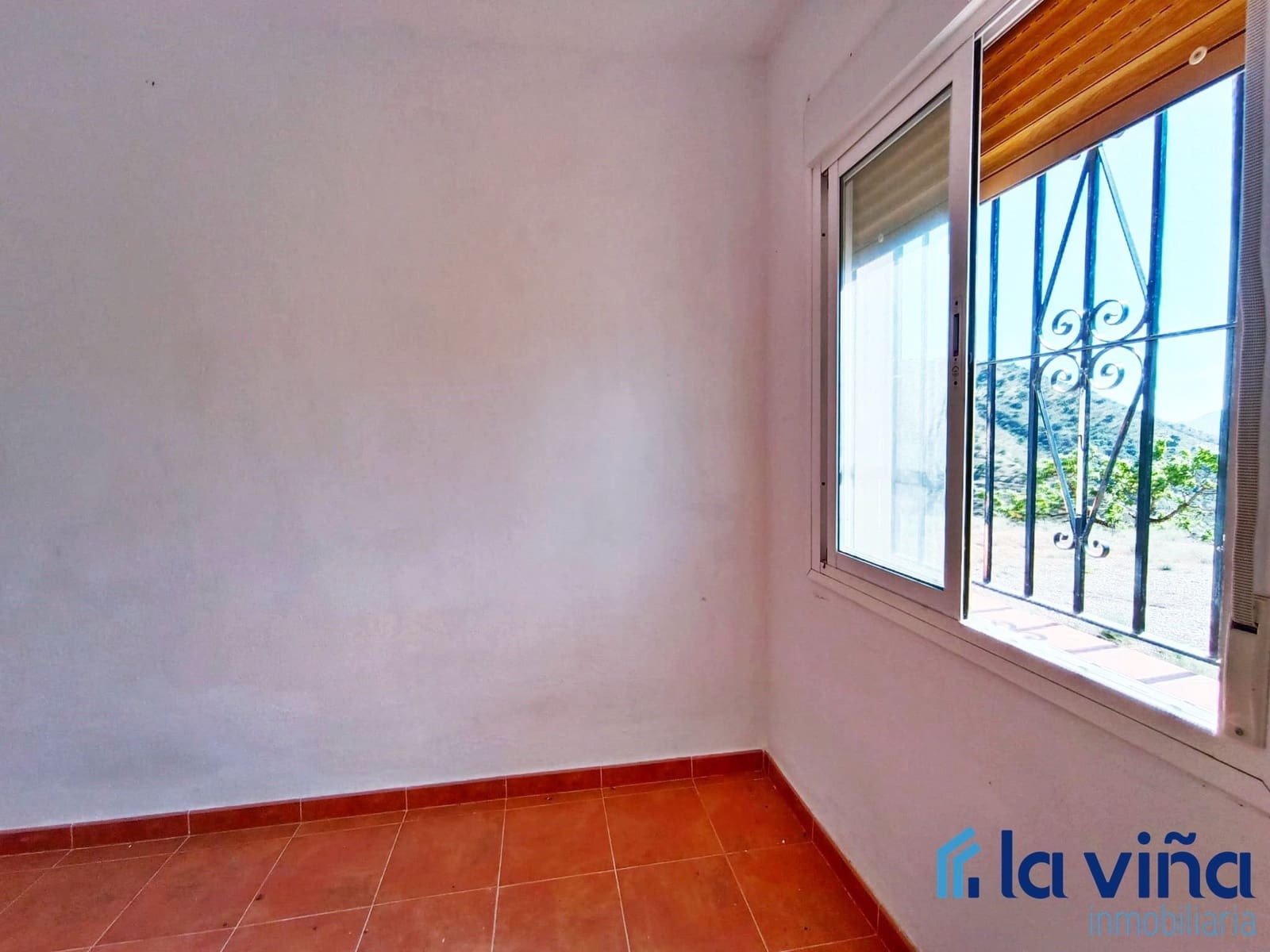 Finca/Country House for sale in Casabermeja - € 100,000 (Ref: 8142449)