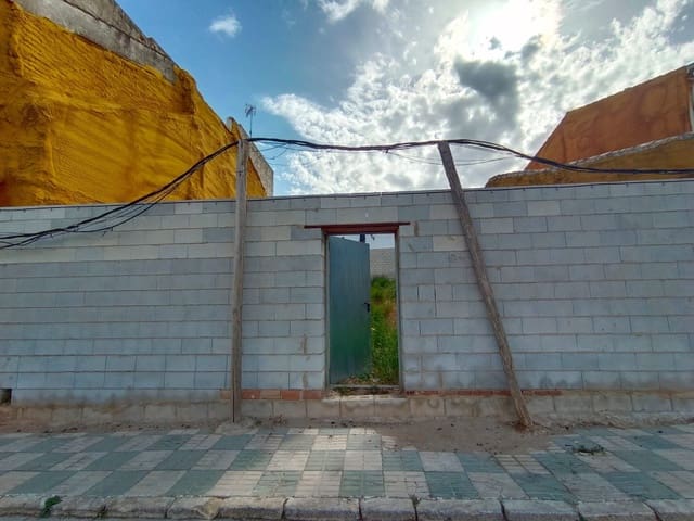 Building Plot for sale in Fuente de Piedra - € 60,000 (Ref: 8142453)