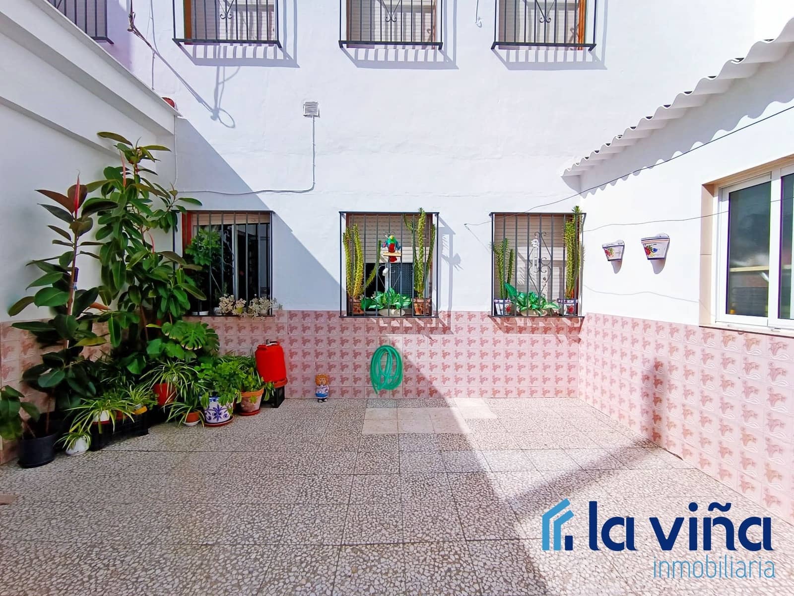 6 soveværelse Villa til salg i Casariche - € 167.000 (Ref: 8142457)