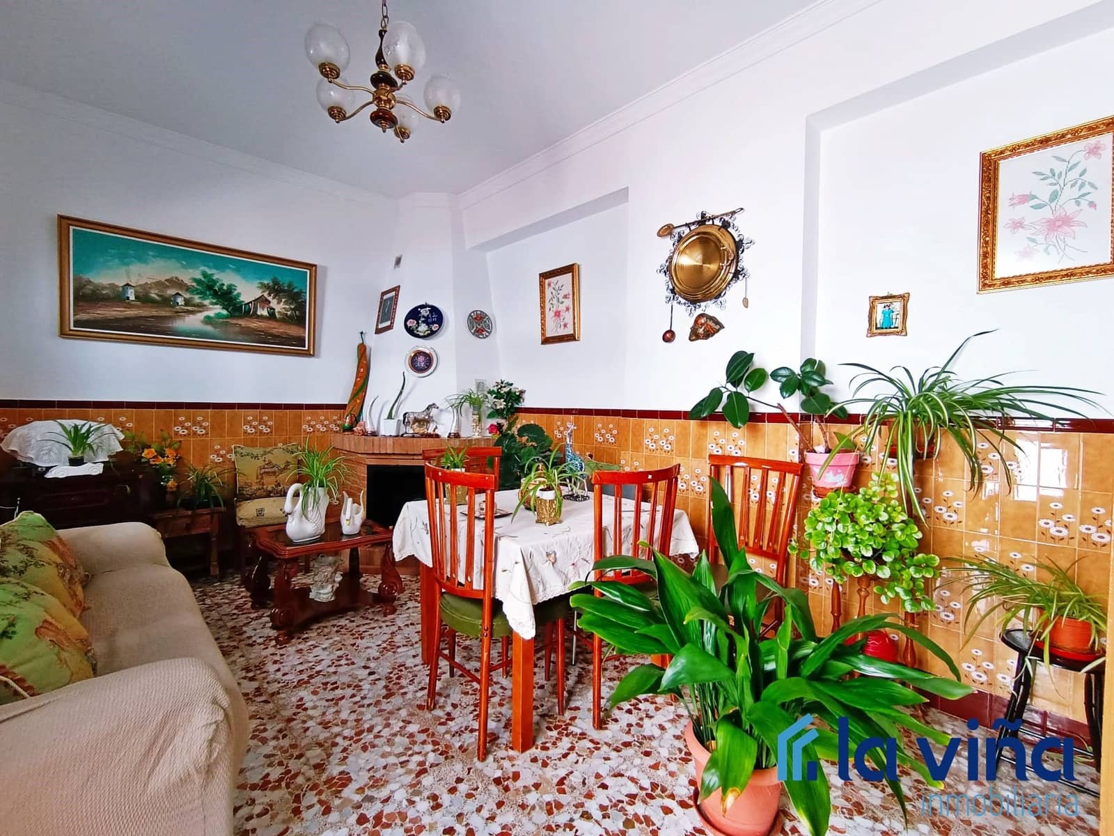 6 soveværelse Villa til salg i Casariche - € 167.000 (Ref: 8142457)