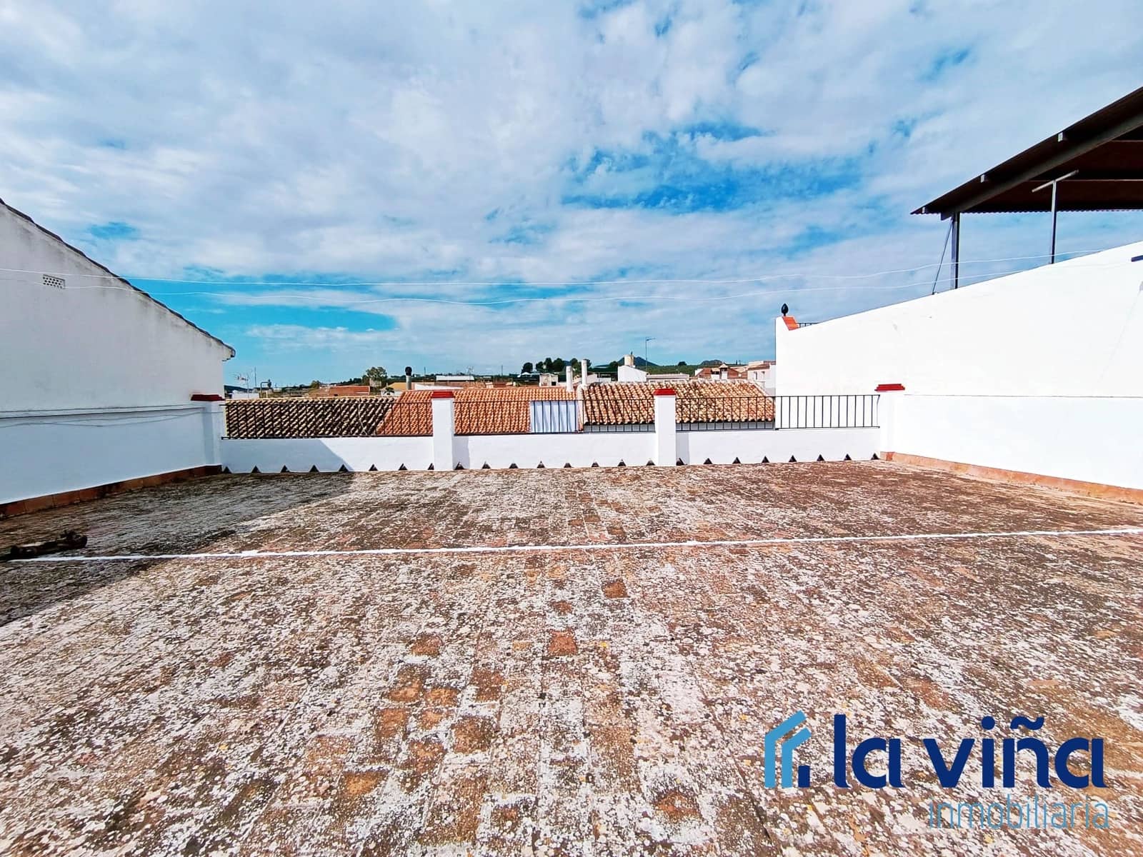 6 soveværelse Villa til salg i Casariche - € 167.000 (Ref: 8142457)