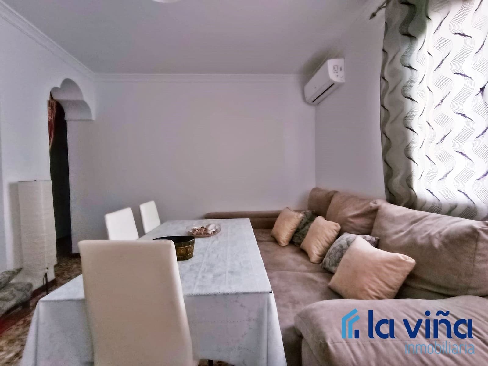 6 soveværelse Villa til salg i Casariche - € 167.000 (Ref: 8142457)