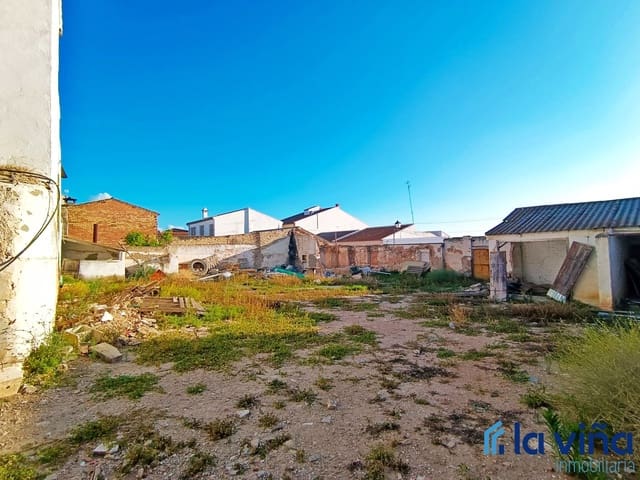Building Plot for sale in Fuente de Piedra - € 120,000 (Ref: 8142472)