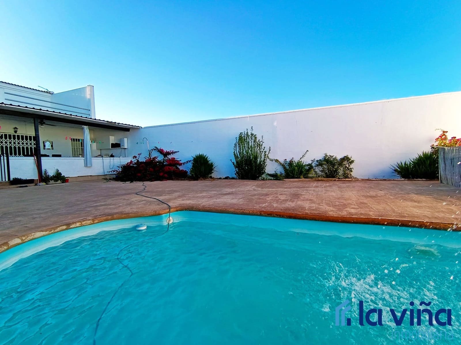 3 soverom Villa til salgs i Navahermosa med svømmebasseng garasje - € 229 900 (Ref: 8142489)