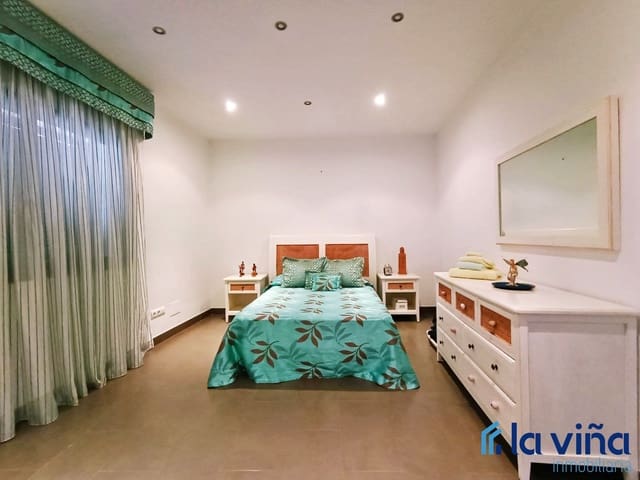 3 soverom Villa til salgs i Navahermosa, Sierra de Yeguas med svømmebasseng garasje - € 229 900 (Ref: 8142489)