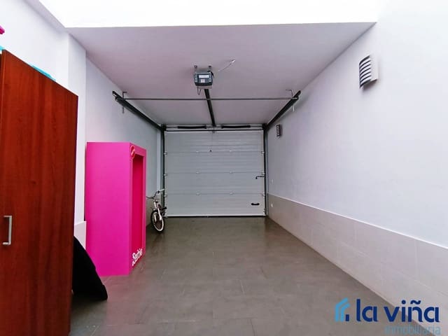 3 soverom Villa til salgs i Navahermosa, Sierra de Yeguas med svømmebasseng garasje - € 229 900 (Ref: 8142489)