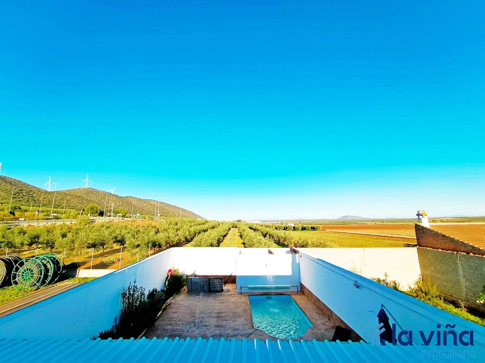 3 soverom Villa til salgs i Navahermosa med svømmebasseng garasje - € 229 900 (Ref: 8142489)