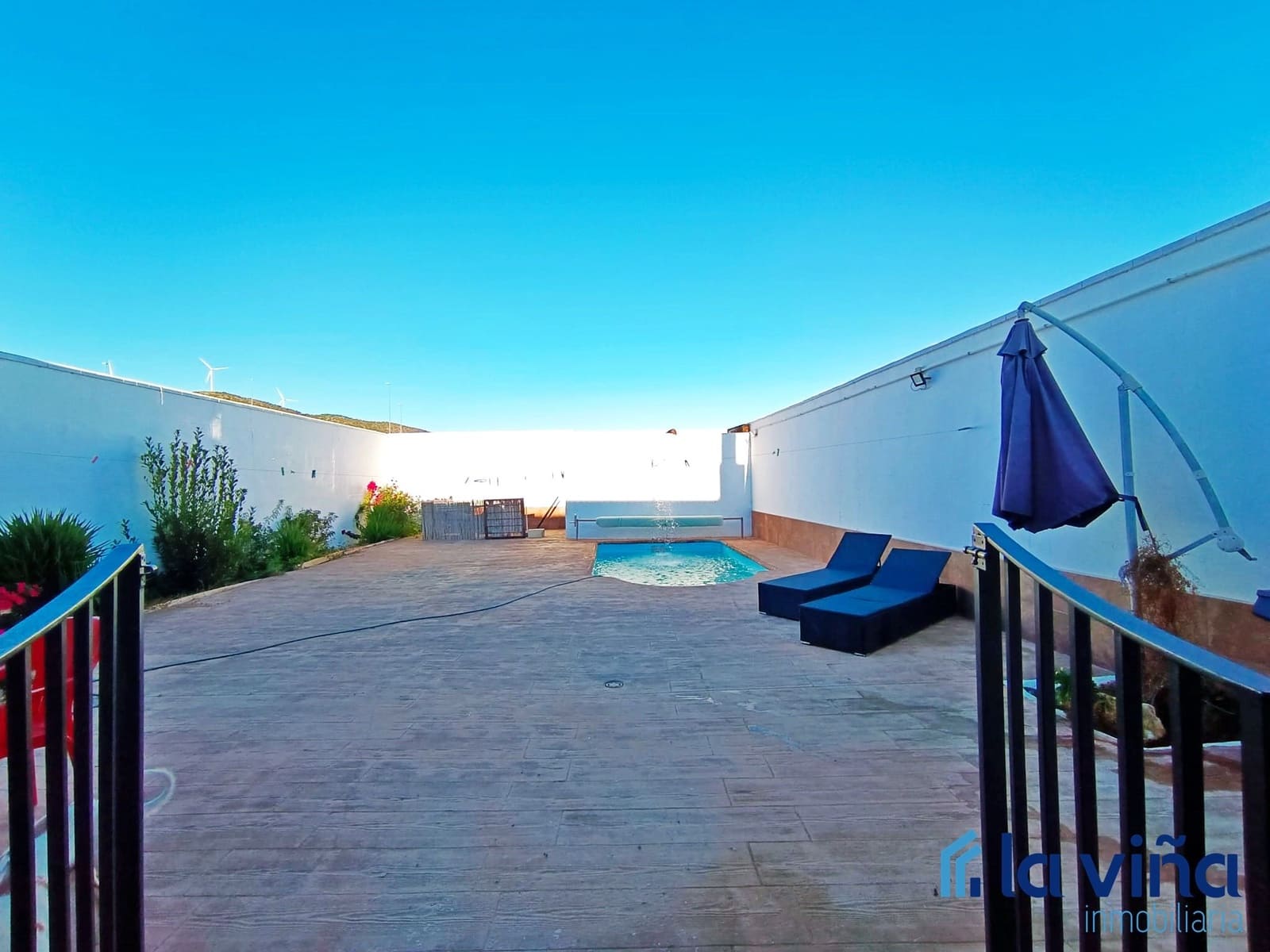 3 soverom Villa til salgs i Navahermosa med svømmebasseng garasje - € 229 900 (Ref: 8142489)