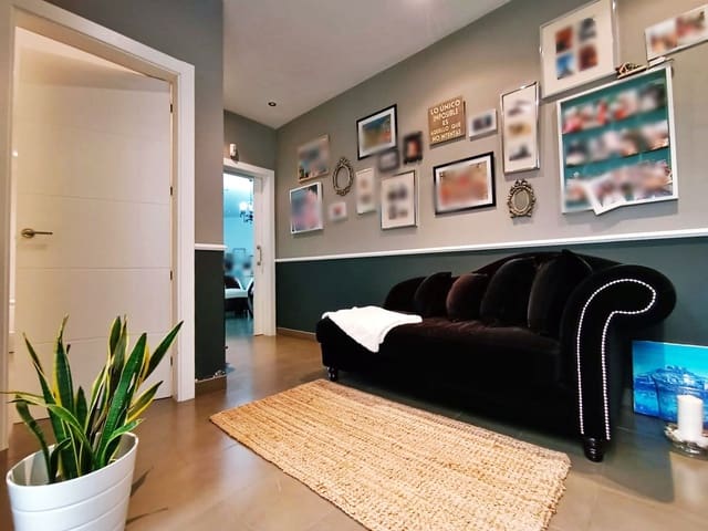 3 soverom Villa til salgs i Navahermosa, Sierra de Yeguas med svømmebasseng garasje - € 229 900 (Ref: 8142489)