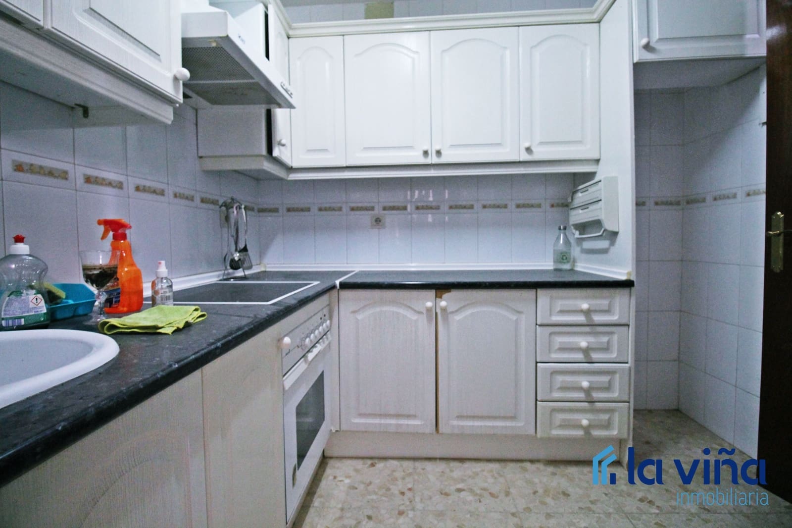 4 bedroom Townhouse for sale in Antequera - € 231,000 (Ref: 8177100)