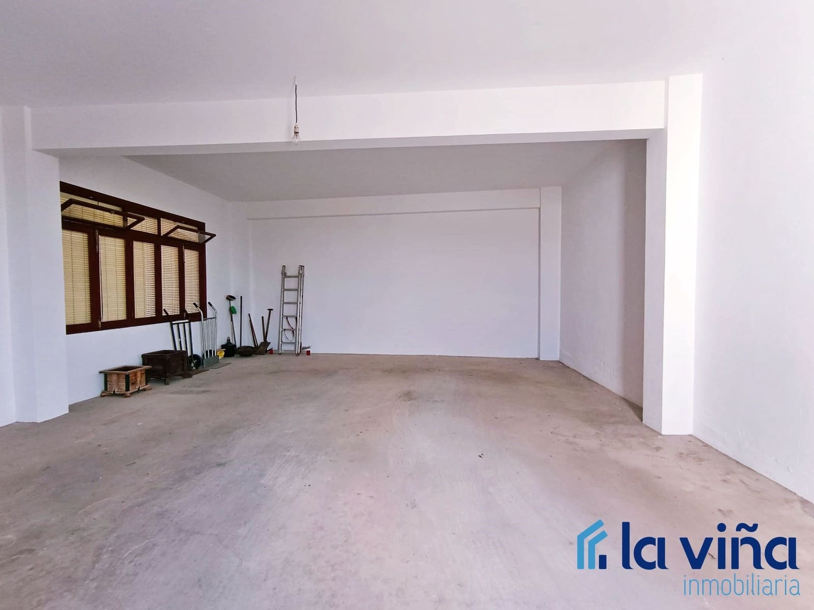 Kaupallinen vuokrattavana paikassa Mollina - 500 € (Ref: 8252440)