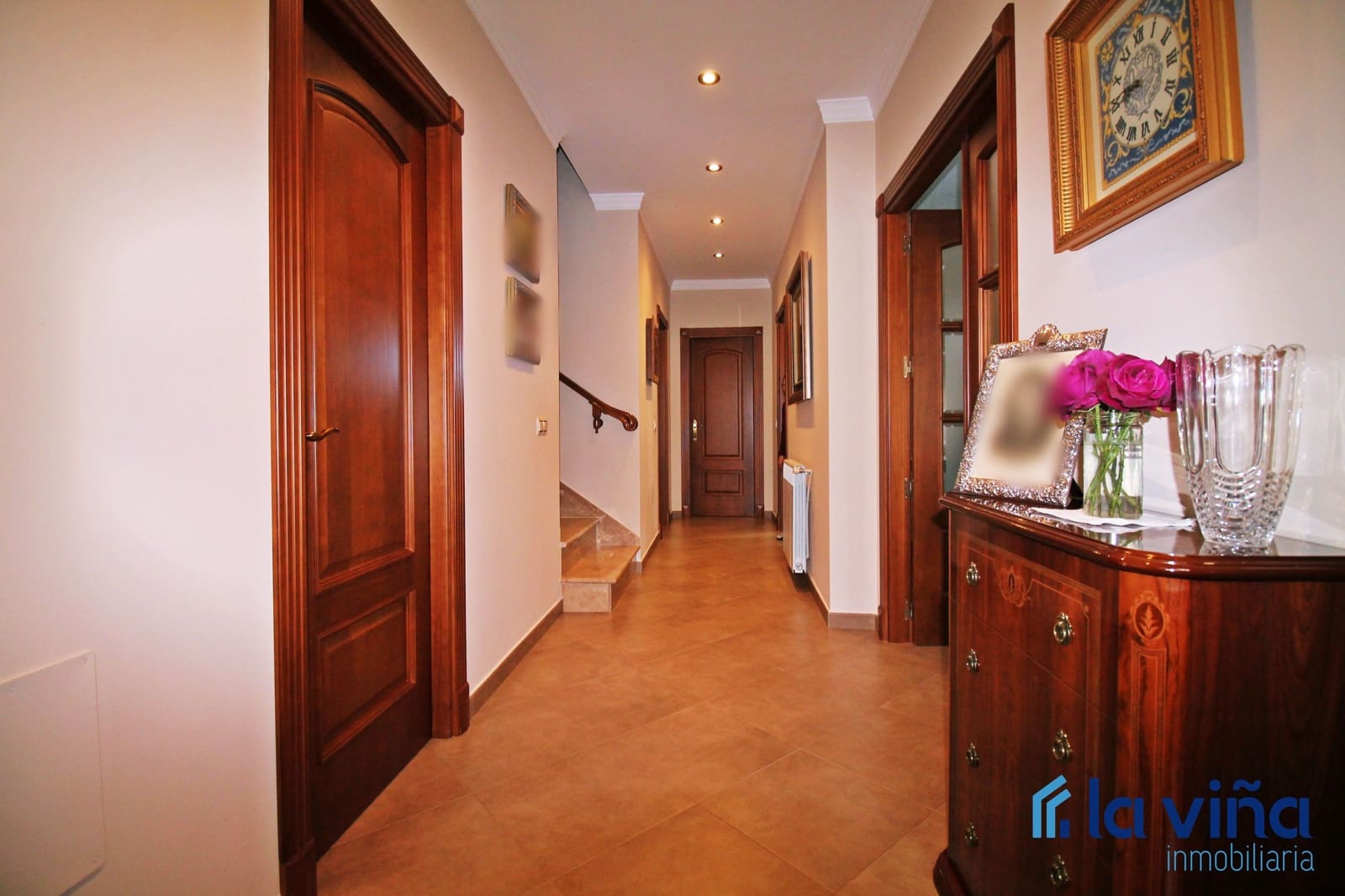 6 soveværelse Semi-Rækkehus til salg i Mollina - € 420.000 (Ref: 8254400)