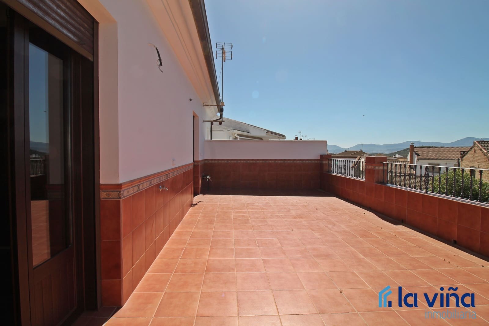 6 soveværelse Semi-Rækkehus til salg i Mollina - € 420.000 (Ref: 8254400)