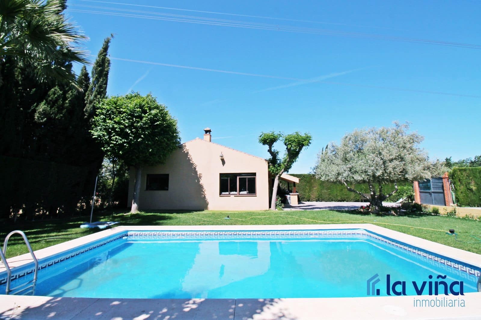 Finca/Landehus til salg i Antequera - € 268.000 (Ref: 8307972)