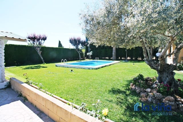 Finca/Landehus til salg i Antequera - € 268.000 (Ref: 8307972)