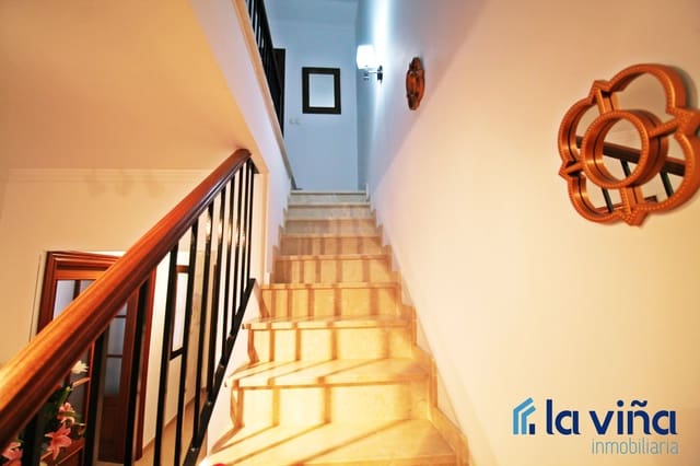 4 soverom Rekkehus til salgs i Sierra de Yeguas - € 185 000 (Ref: 8326516)