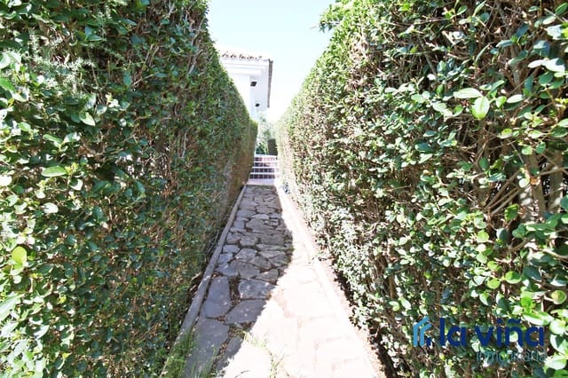 3 soverom Villa til salgs i Villanueva de Tapia med svømmebasseng - € 380 000 (Ref: 8333110)