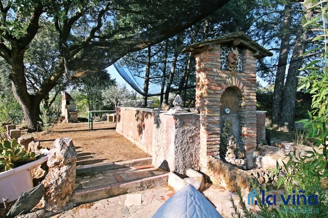 2 soveværelse Villa til salg i Archidona med swimmingpool garage - € 195.000 (Ref: 8341831)