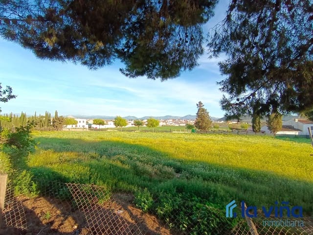 Finca/Herregård til salgs i Mollina - € 140 000 (Ref: 8350284)