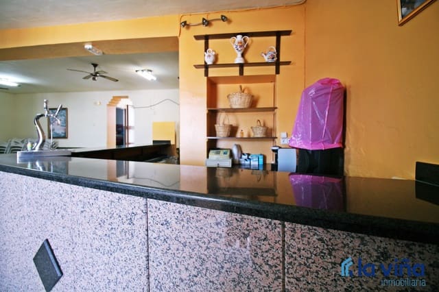 6 soverom Restaurant/Bar til salgs i La Atalaya, Villanueva de Algaidas - € 159 000 (Ref: 8383769)