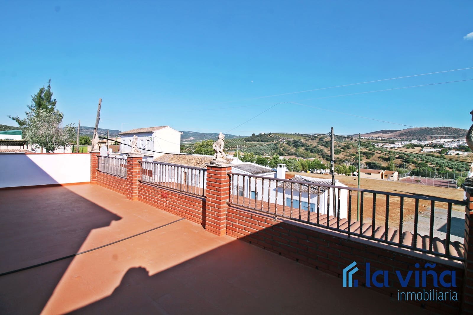 6 slaapkamer Restaurant/bar te koop in Villanueva de Algaidas - € 159.000 (Ref: 8383769)